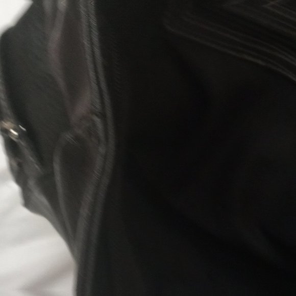 Jones New York Signature Natural Genuine Leader Shoulder Bag Black with Pockets… - Picture 7 of 8